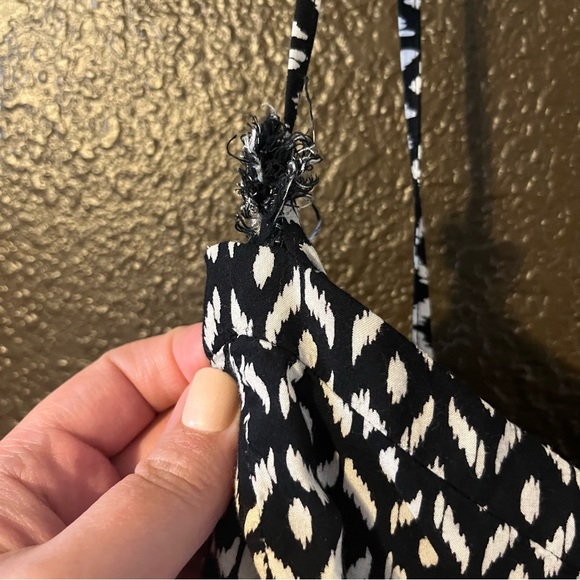Black and White Pattern Print Swing Dress, Size XL, Fray Strap - See photo - Picture 5 of 9